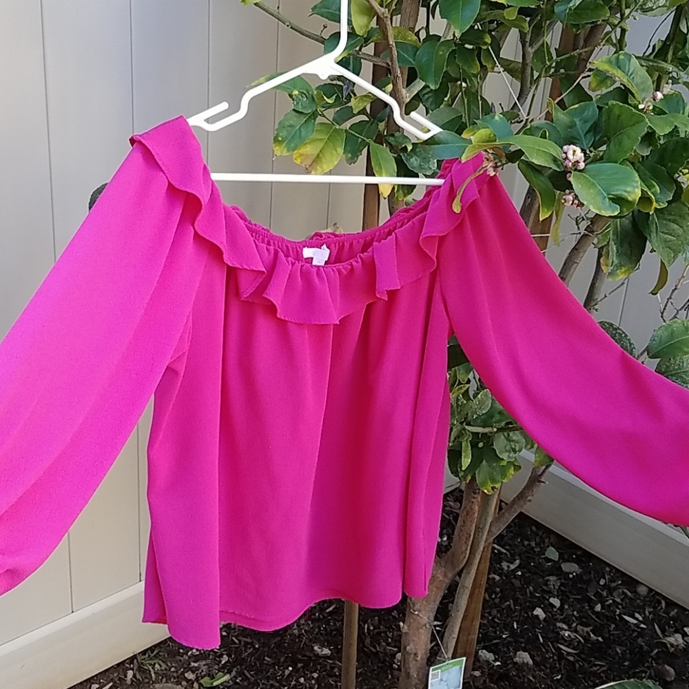 Off shoulder ruffle top